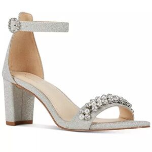Nine West X Neil Lane Women's Passion Dress Sandals Size 10 with rhinestones